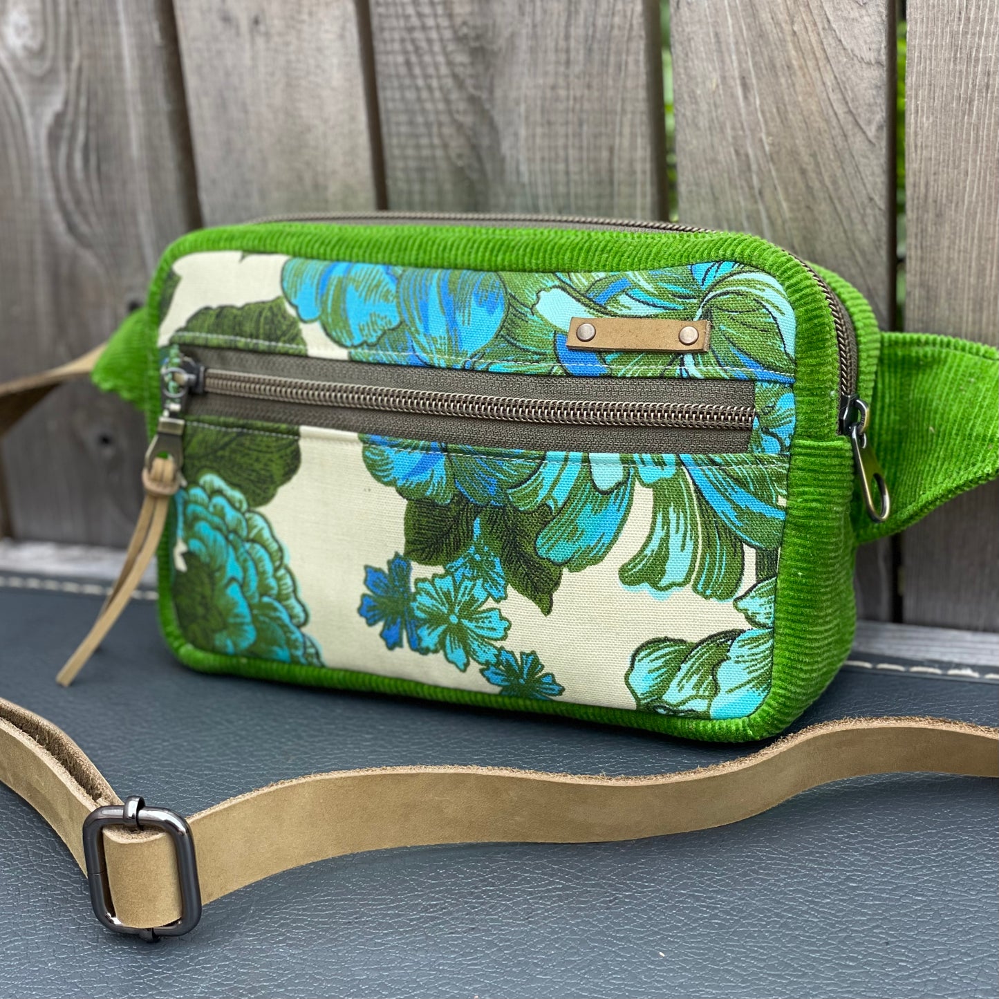 Vintage Floral Fanny Pack