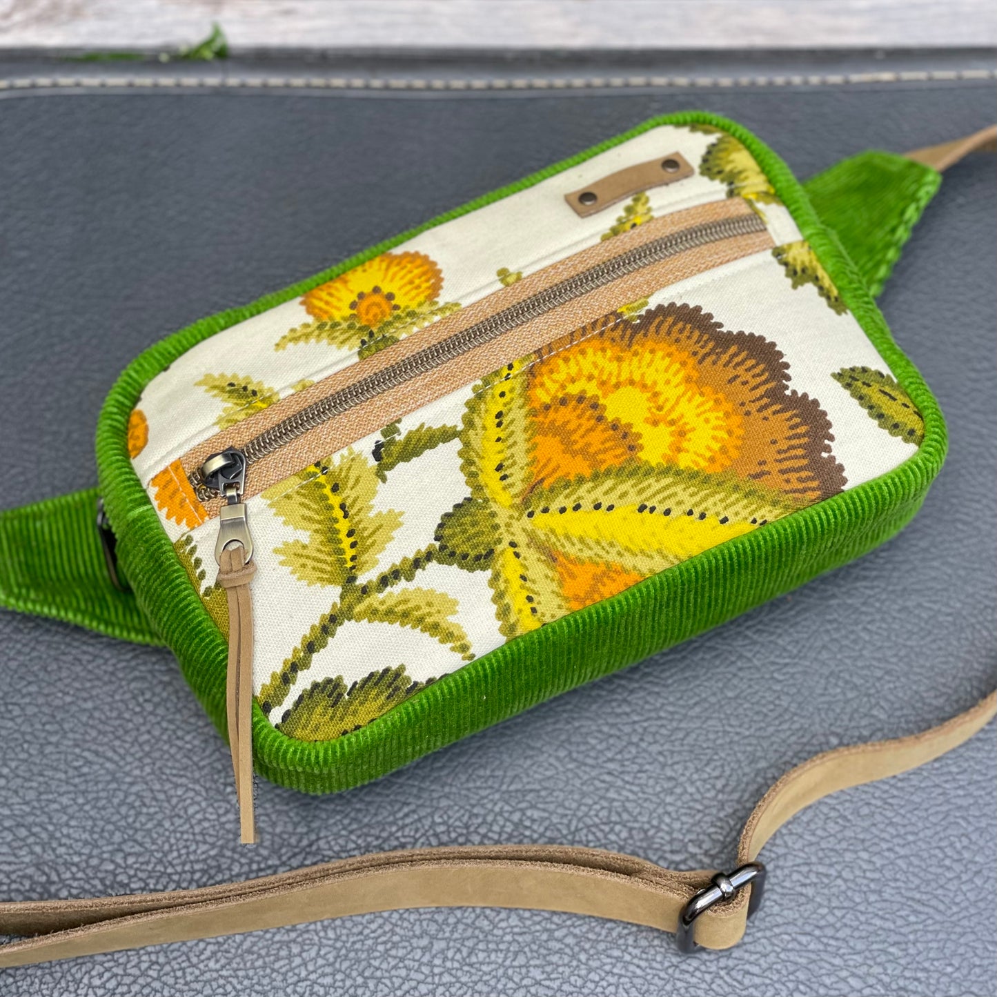 Vintage Floral Fanny Pack