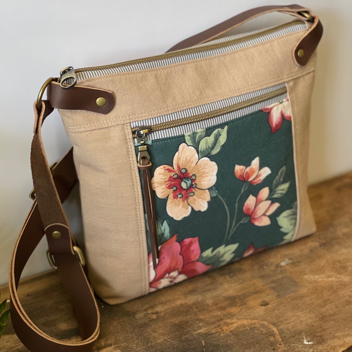 Vintage Floral Crossbody Bag