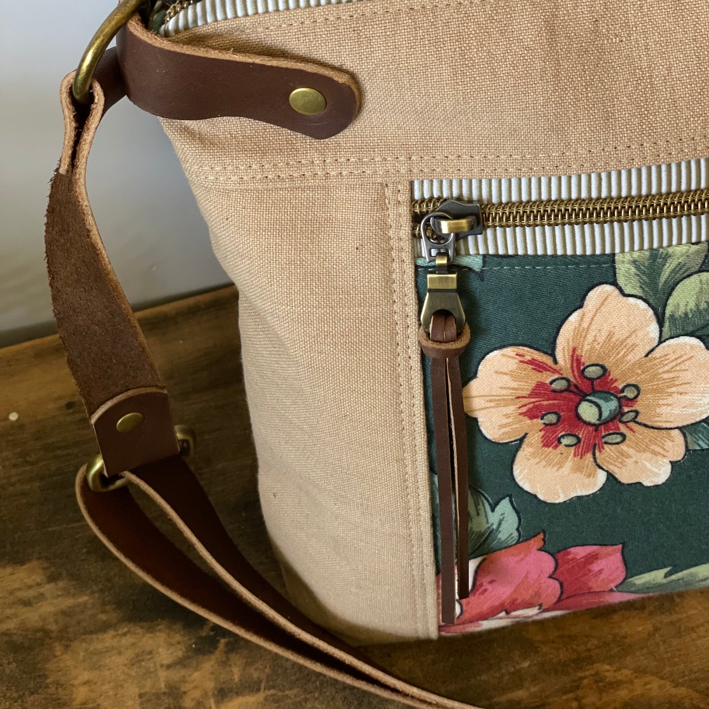 Vintage Floral Crossbody Bag