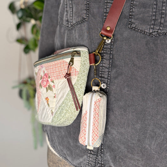 Clip on Pouch - Cotton Candy Star