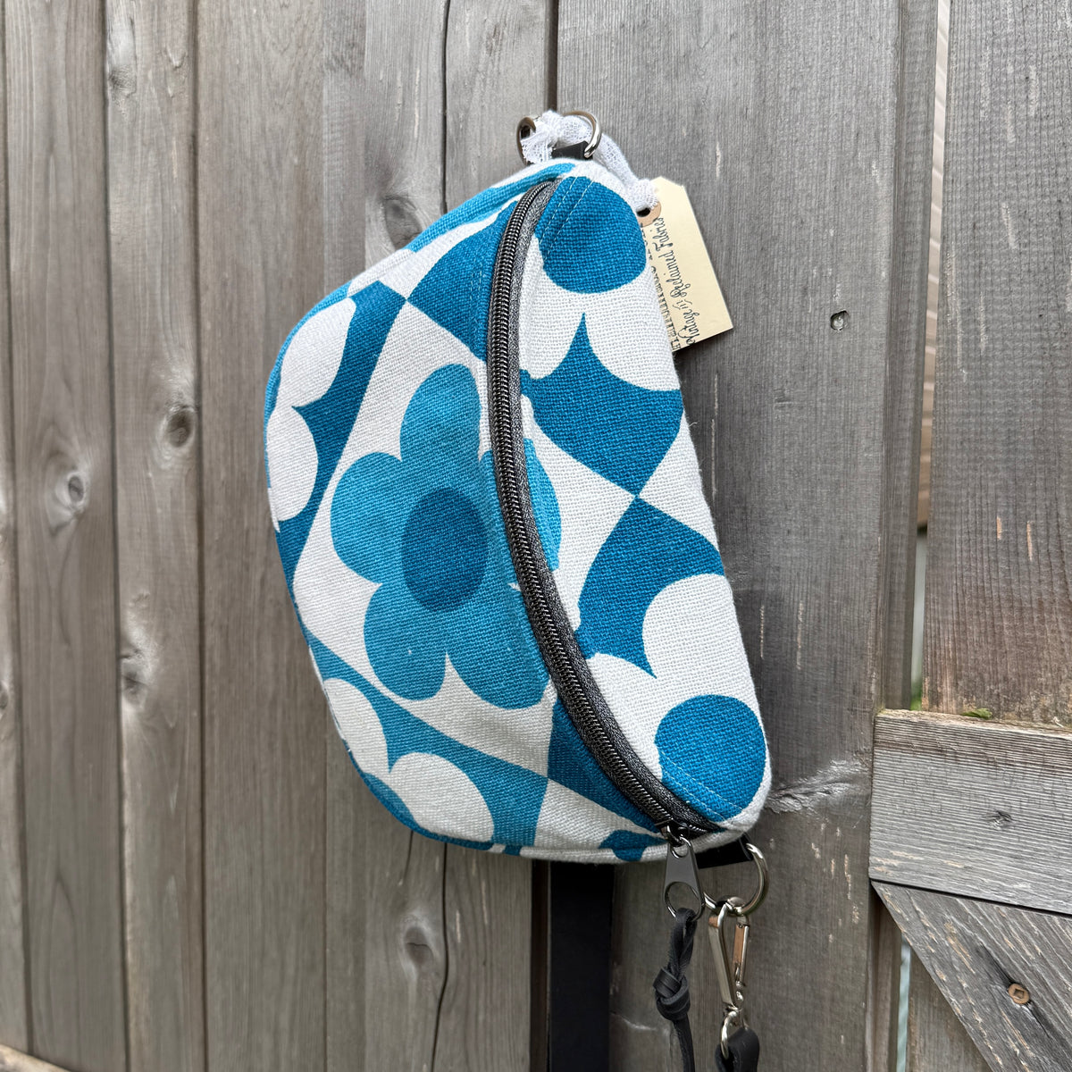 Cobalt Geo-Flora, Sling Bag