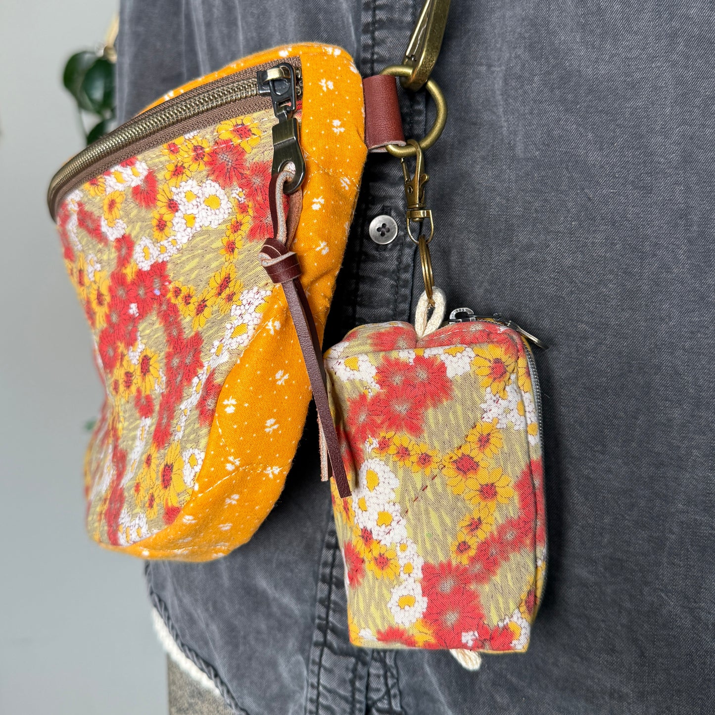 Clip on Pouch - Sunflowers