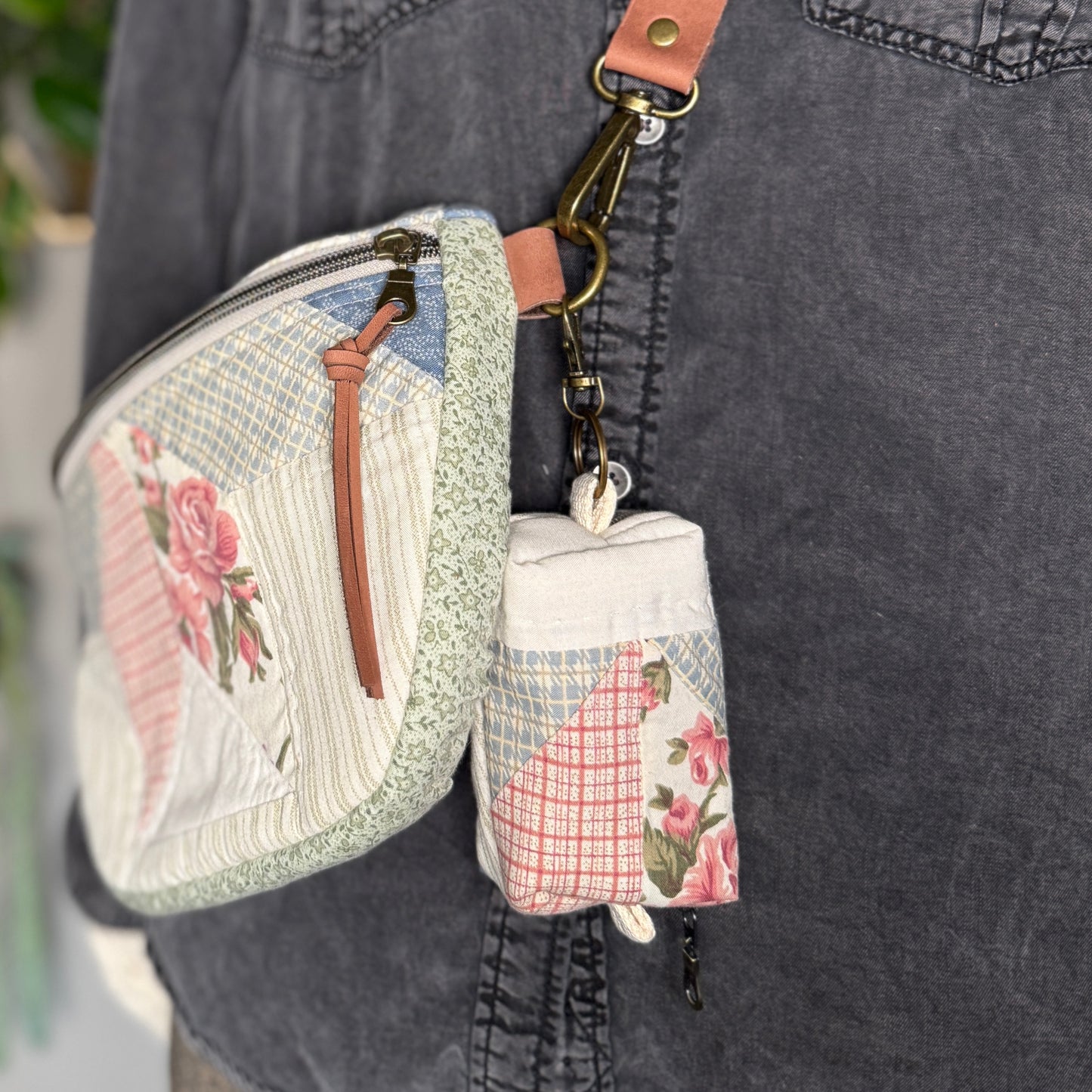 Clip on Pouch - Cotton Candy Star