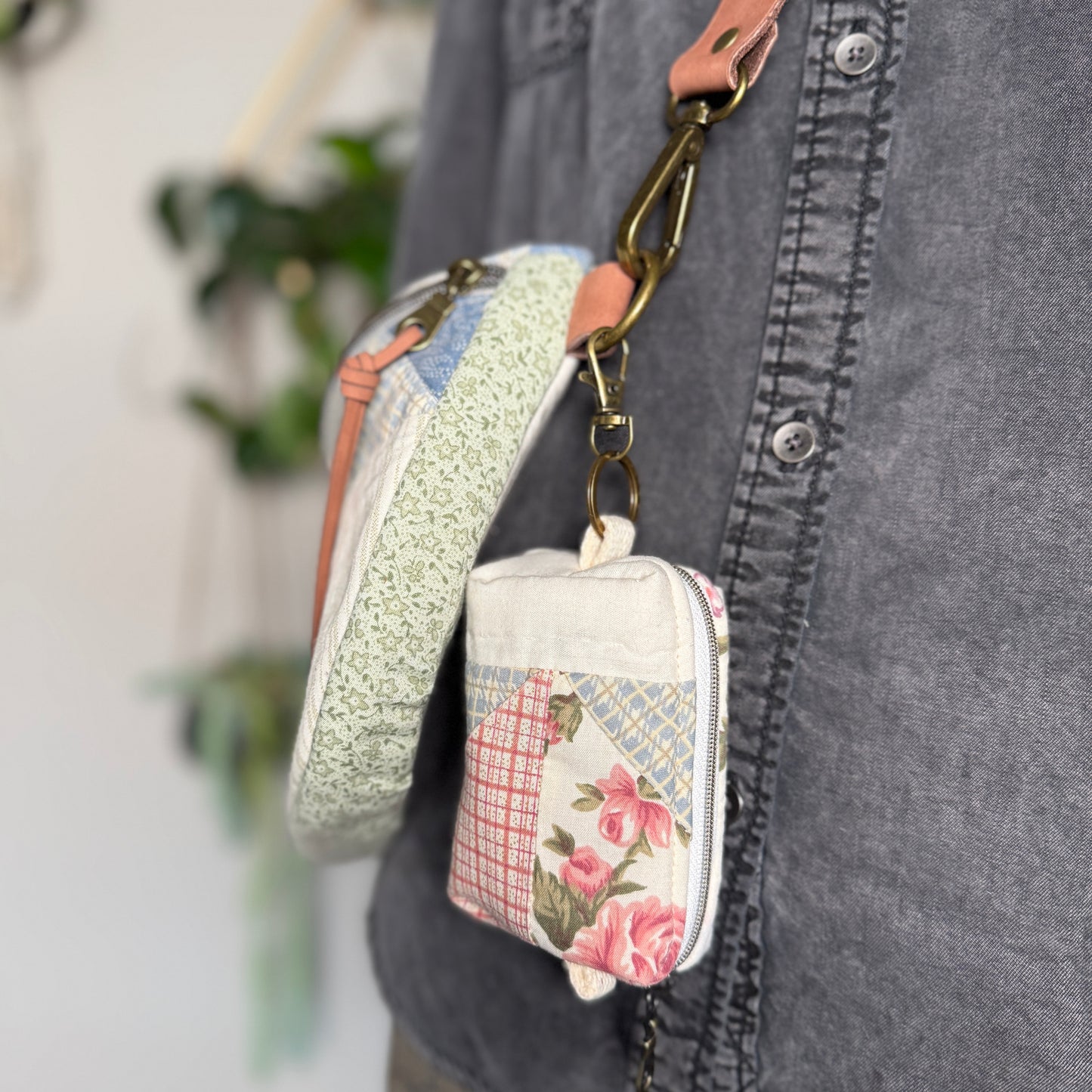 Clip on Pouch - Cotton Candy Star