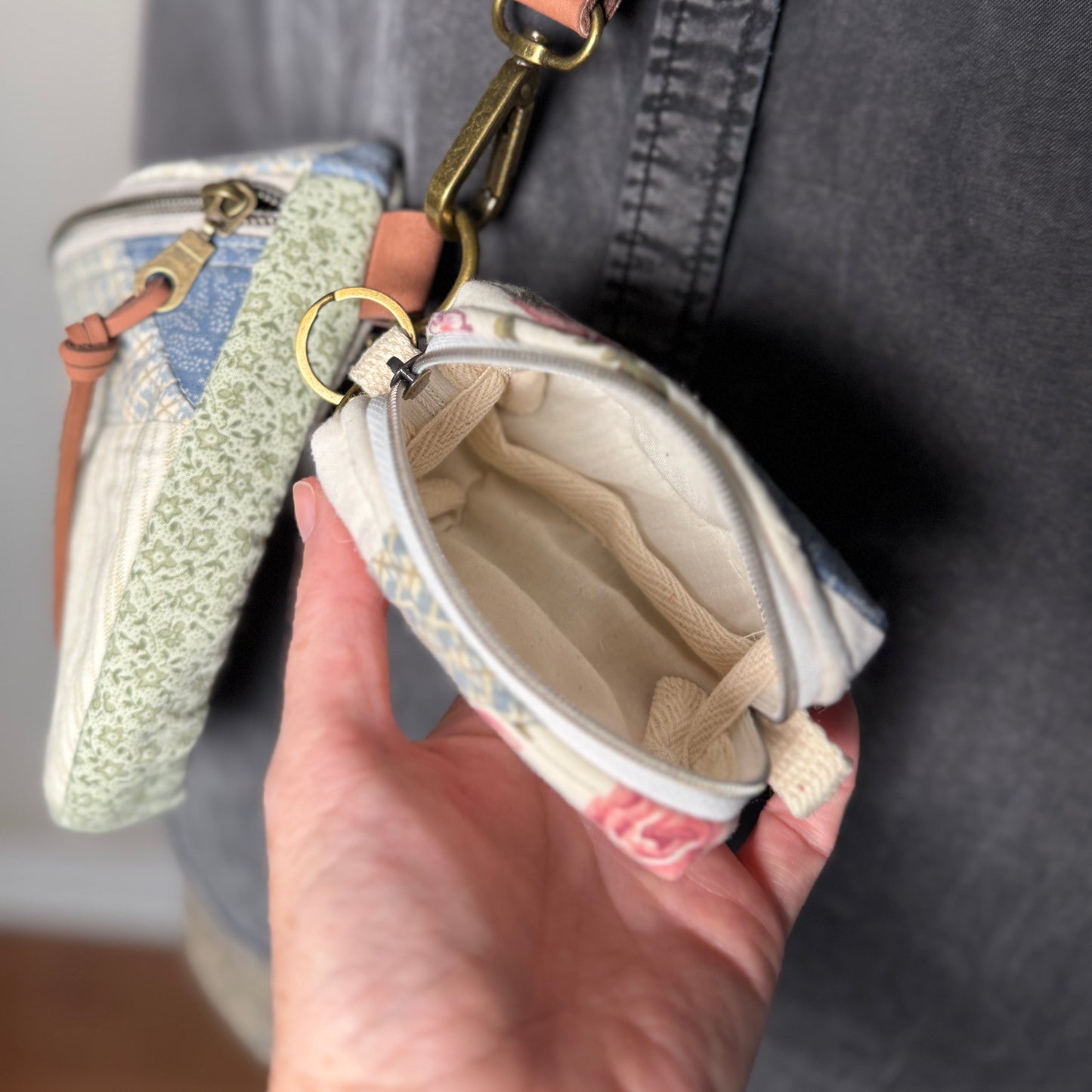 Clip on Pouch - Cotton Candy Star