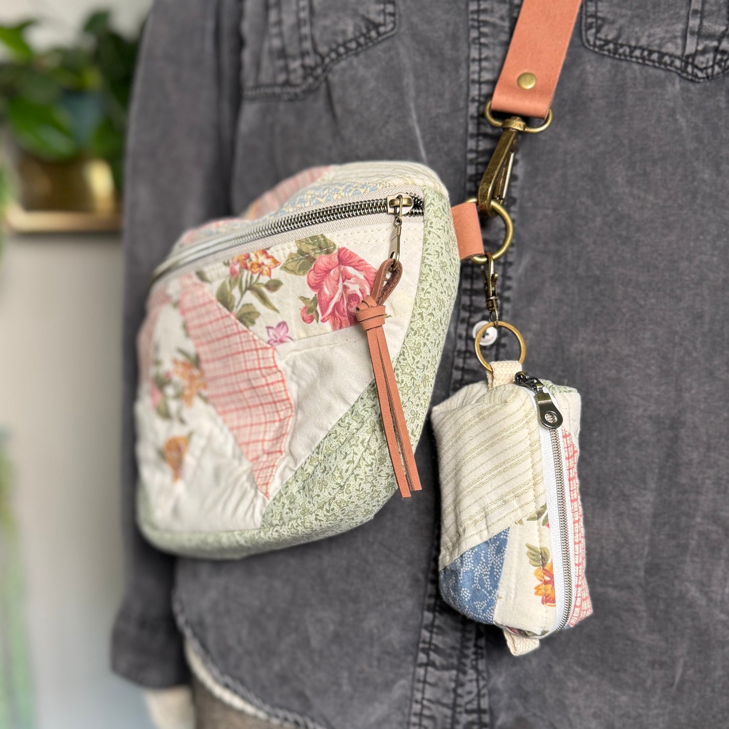 Clip on Pouch - Cotton Candy Star