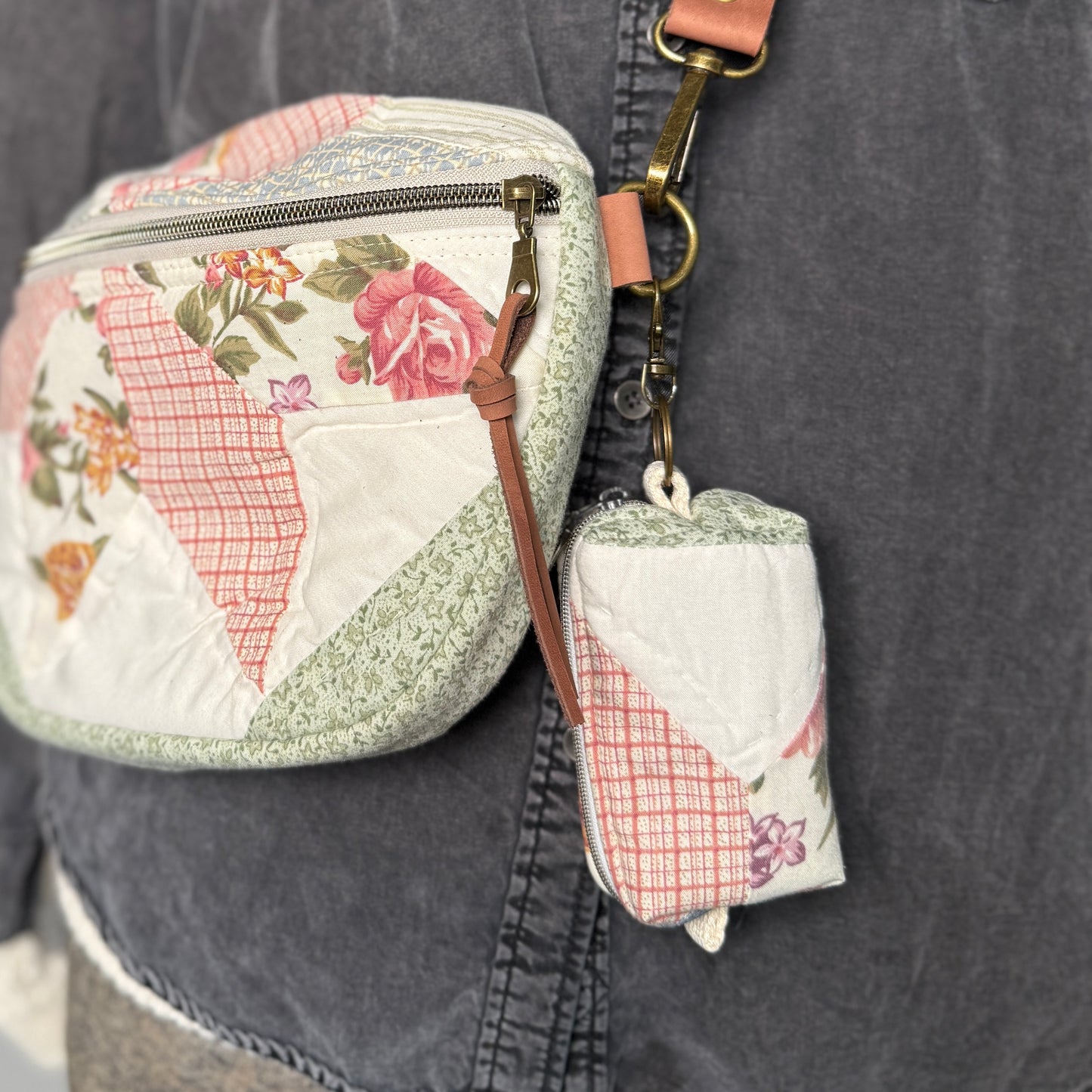 Clip on Pouch - Cotton Candy Star