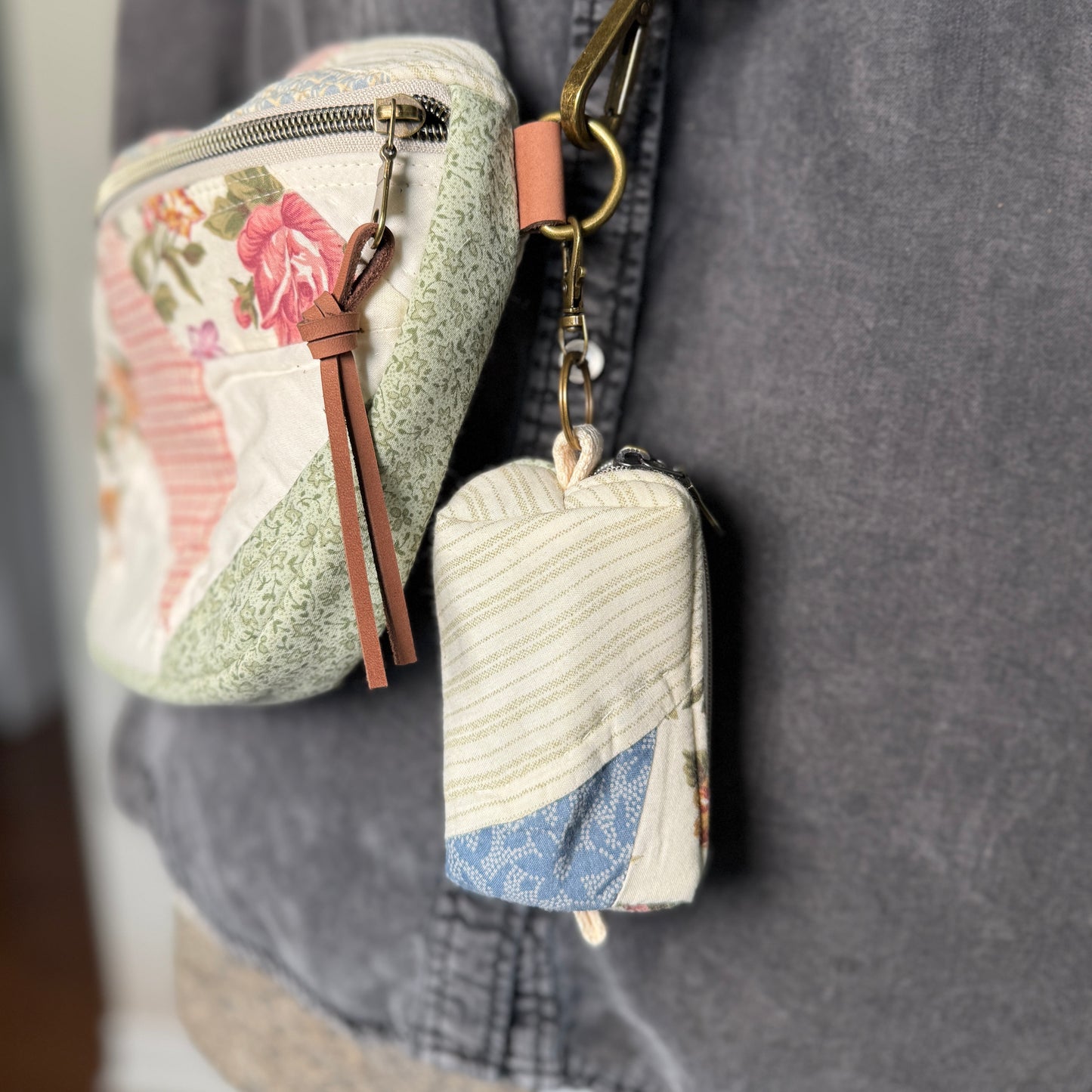 Clip on Pouch - Cotton Candy Star