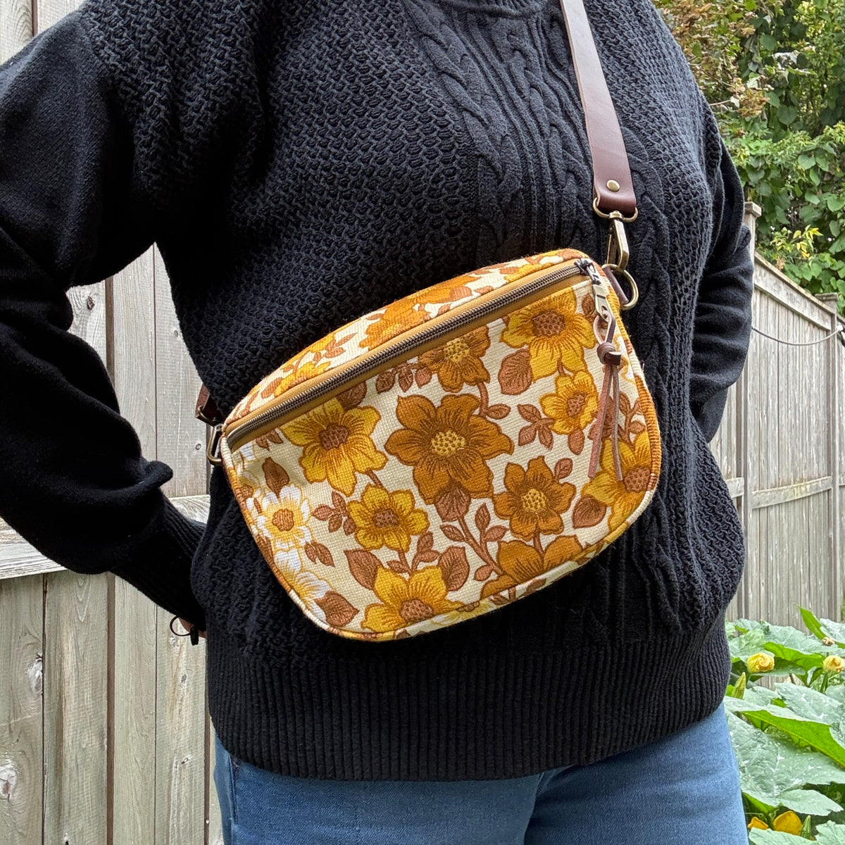Grandma's Sunroom, Sling Bag