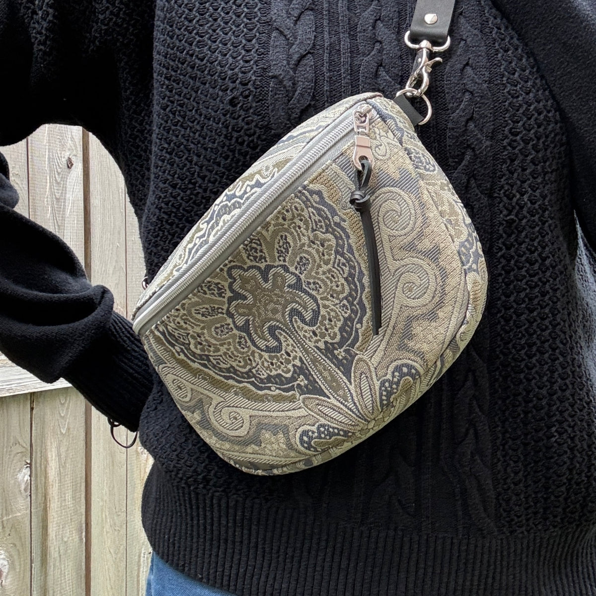 Smokey Brocade, Sling Bag