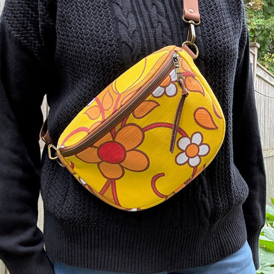 Retro Sunbloom, Sling Bag