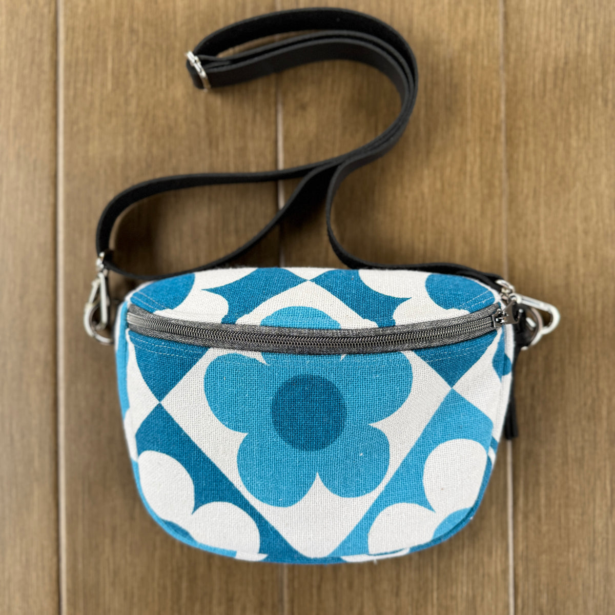 Cobalt Geo-Flora, Sling Bag