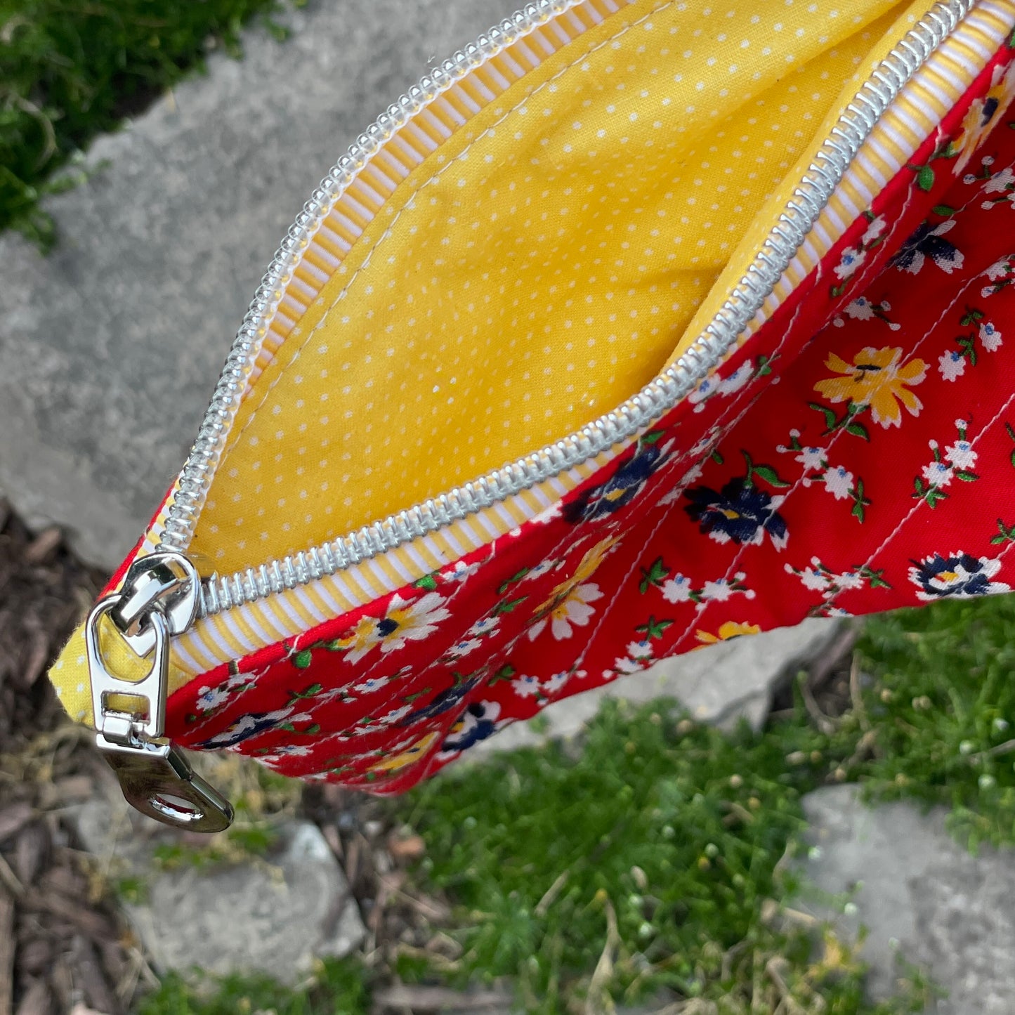 Red Vintage Floral Zippered Pouch