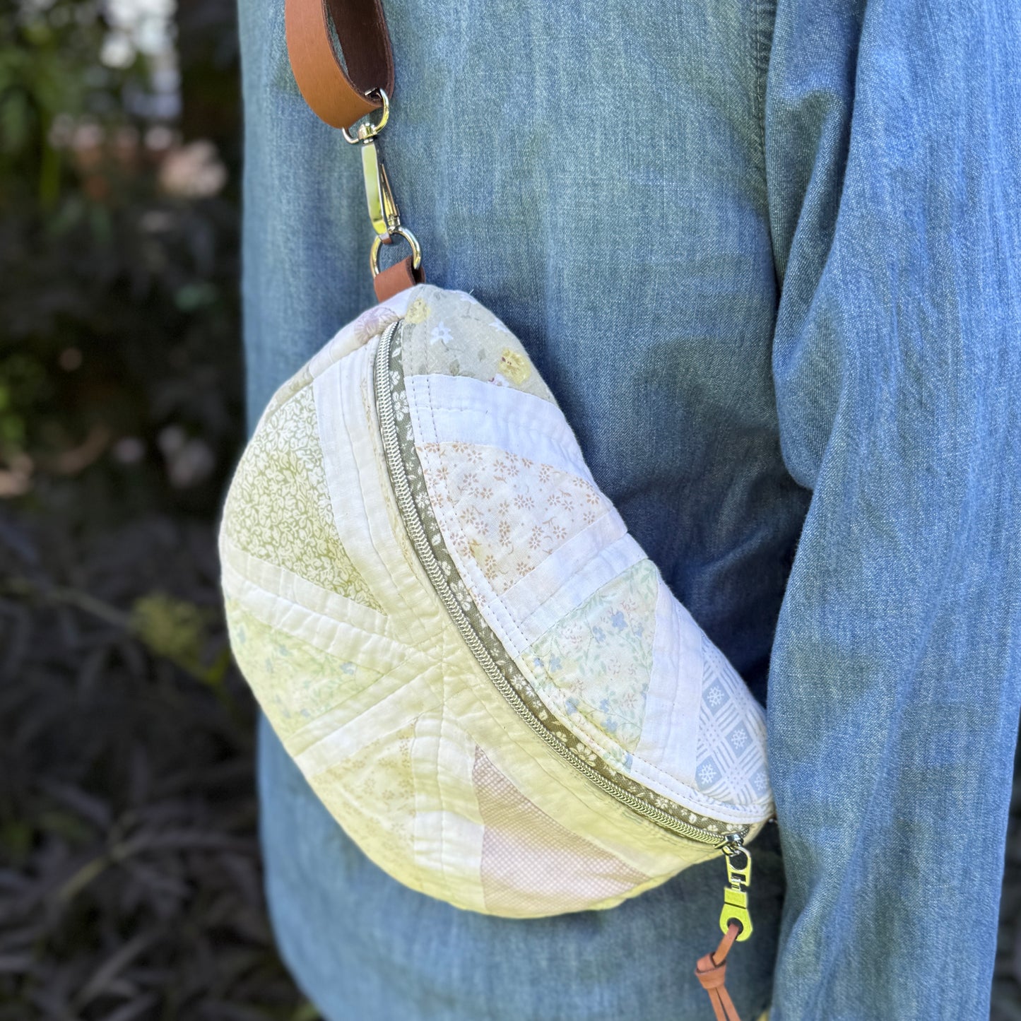 Upcycled Quilt Bag - Pastel Triangles 2