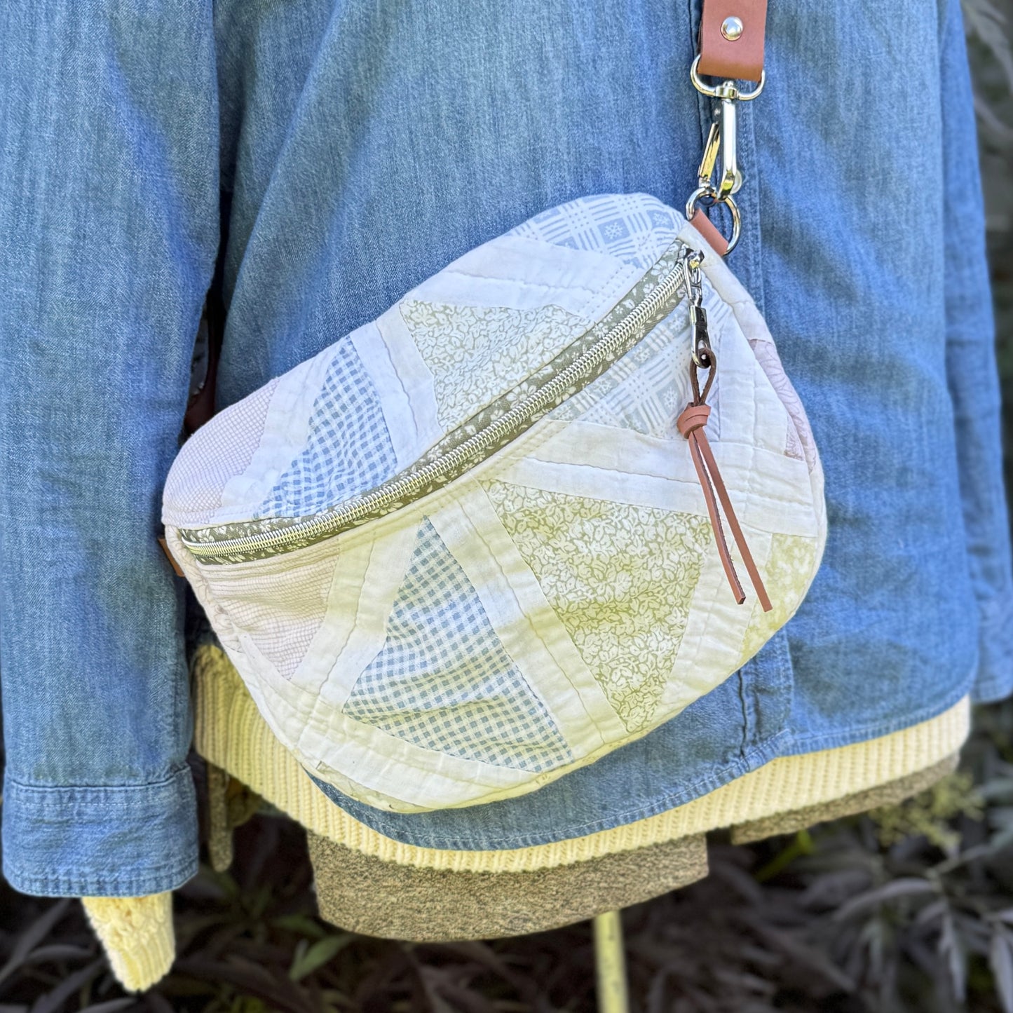 Upcycled Quilt Bag - Pastel Triangles 1