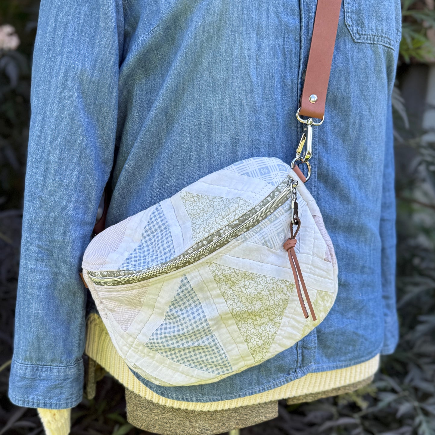 Upcycled Quilt Bag - Pastel Triangles 1