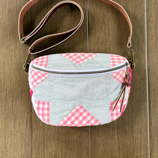 Upcycled Quilt Bag - Picnic Star with Wiener Dog Interior