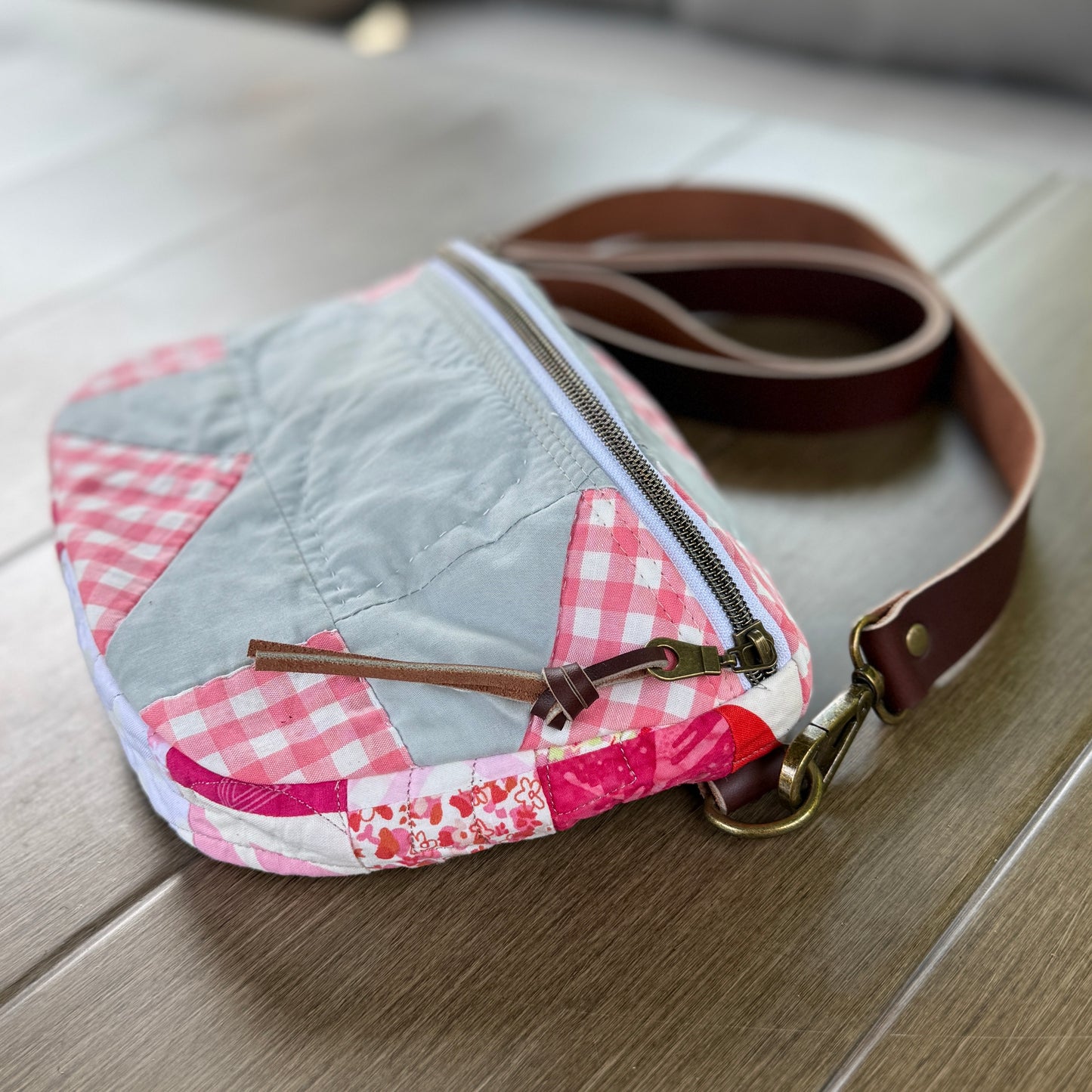 Upcycled Quilt Bag - Picnic Star with Weiner Dog Interior
