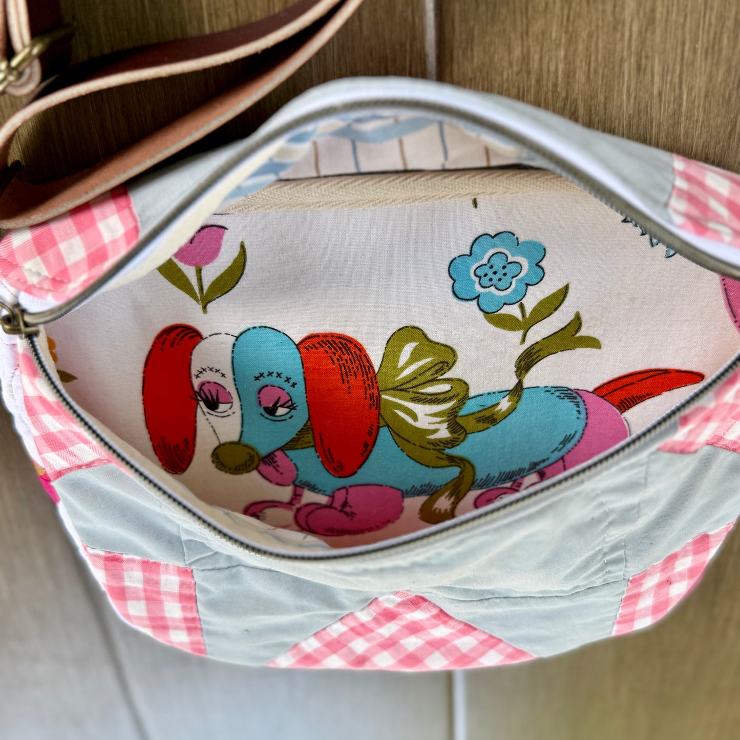 Upcycled Quilt Bag - Picnic Star with Weiner Dog Interior