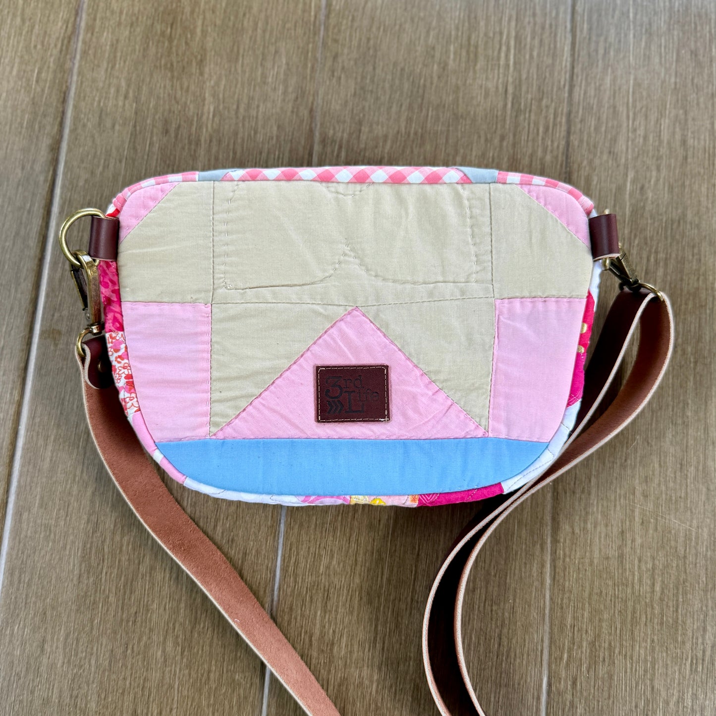 Upcycled Quilt Bag - Picnic Star with Weiner Dog Interior